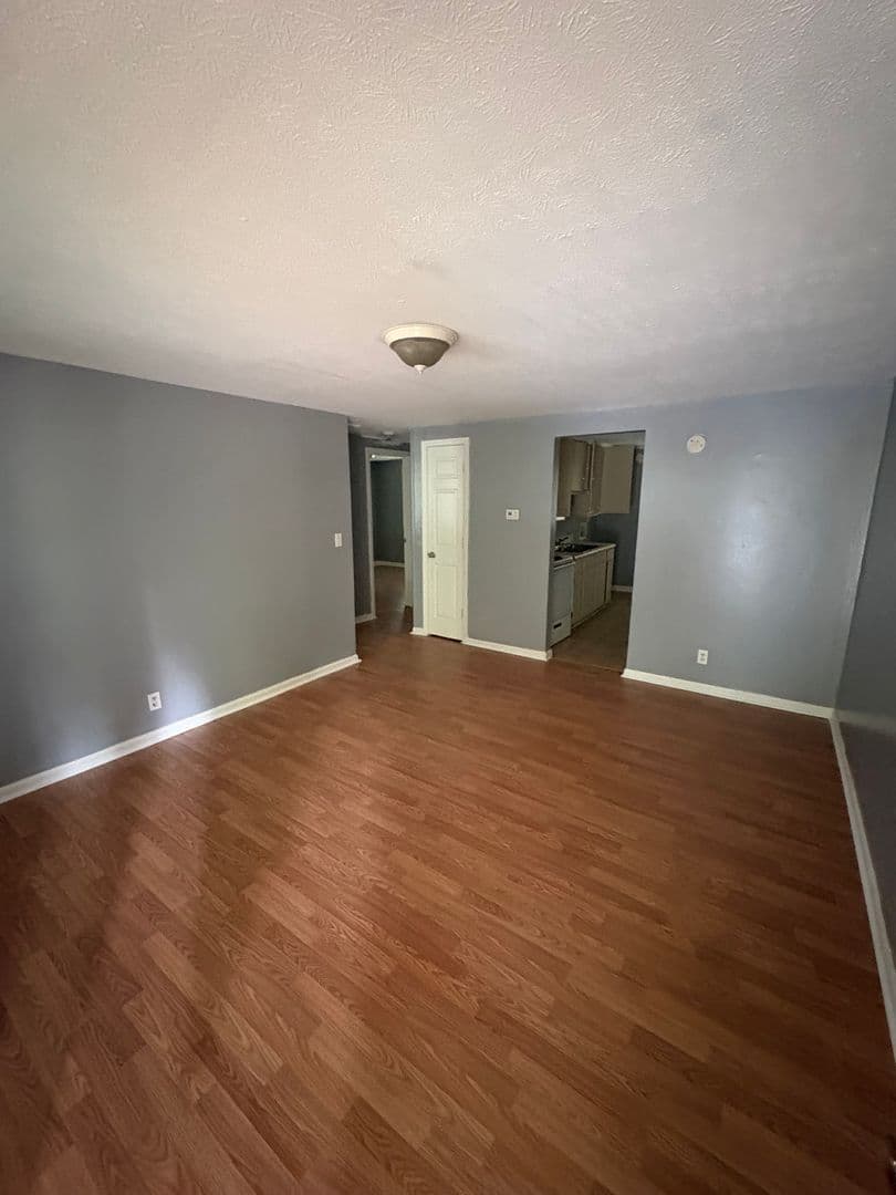 Carrollton House: 97-A Tillman Drive