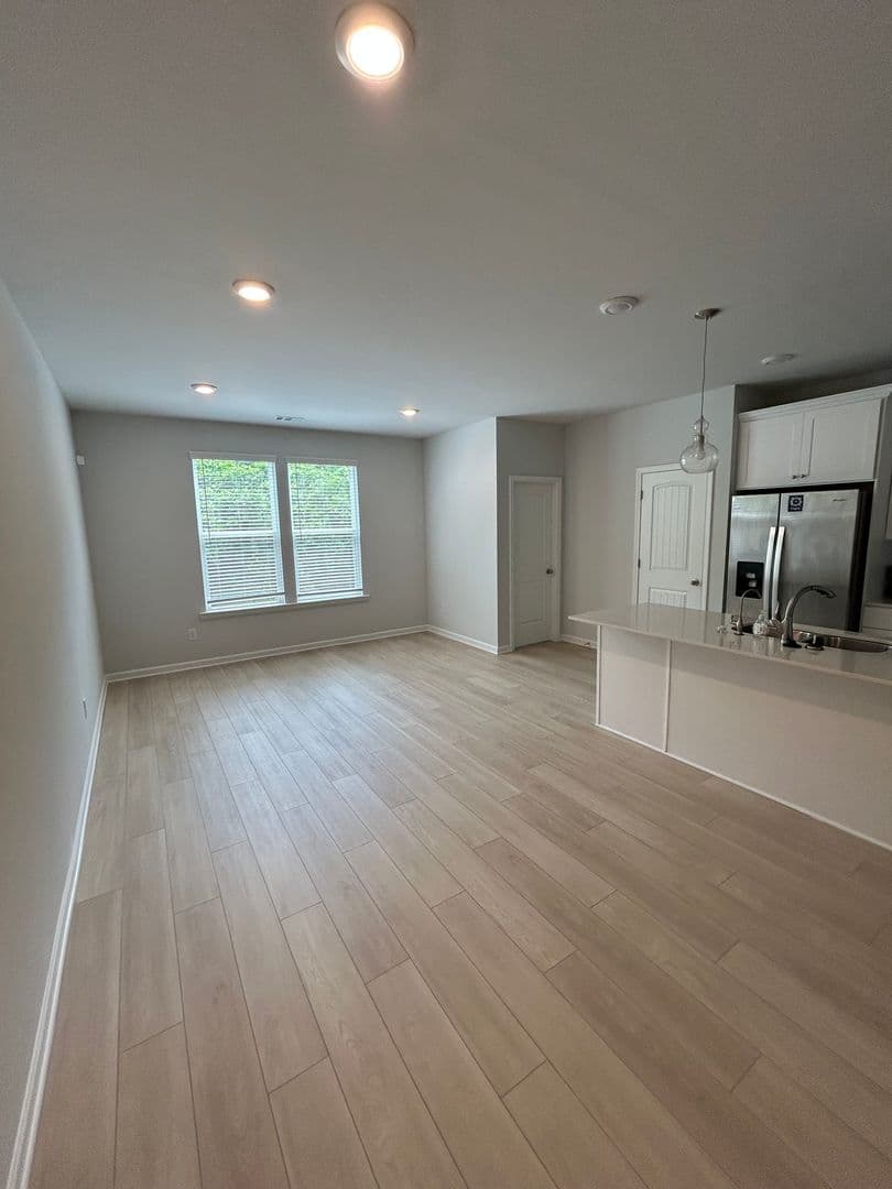 Atlanta House: 106 Werner Brook Way SW
