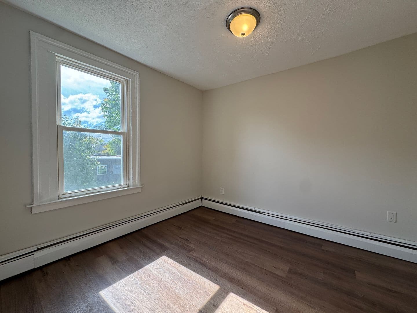 New Haven Apartment: 312 Davenport Ave