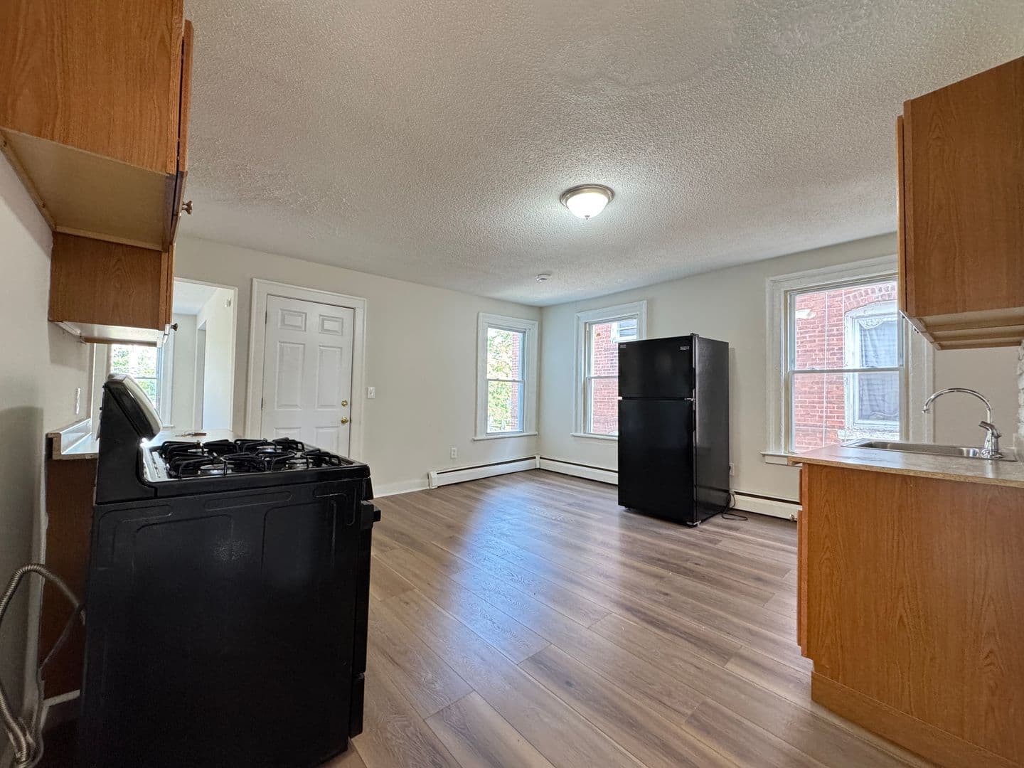 New Haven Apartment: 312 Davenport Ave