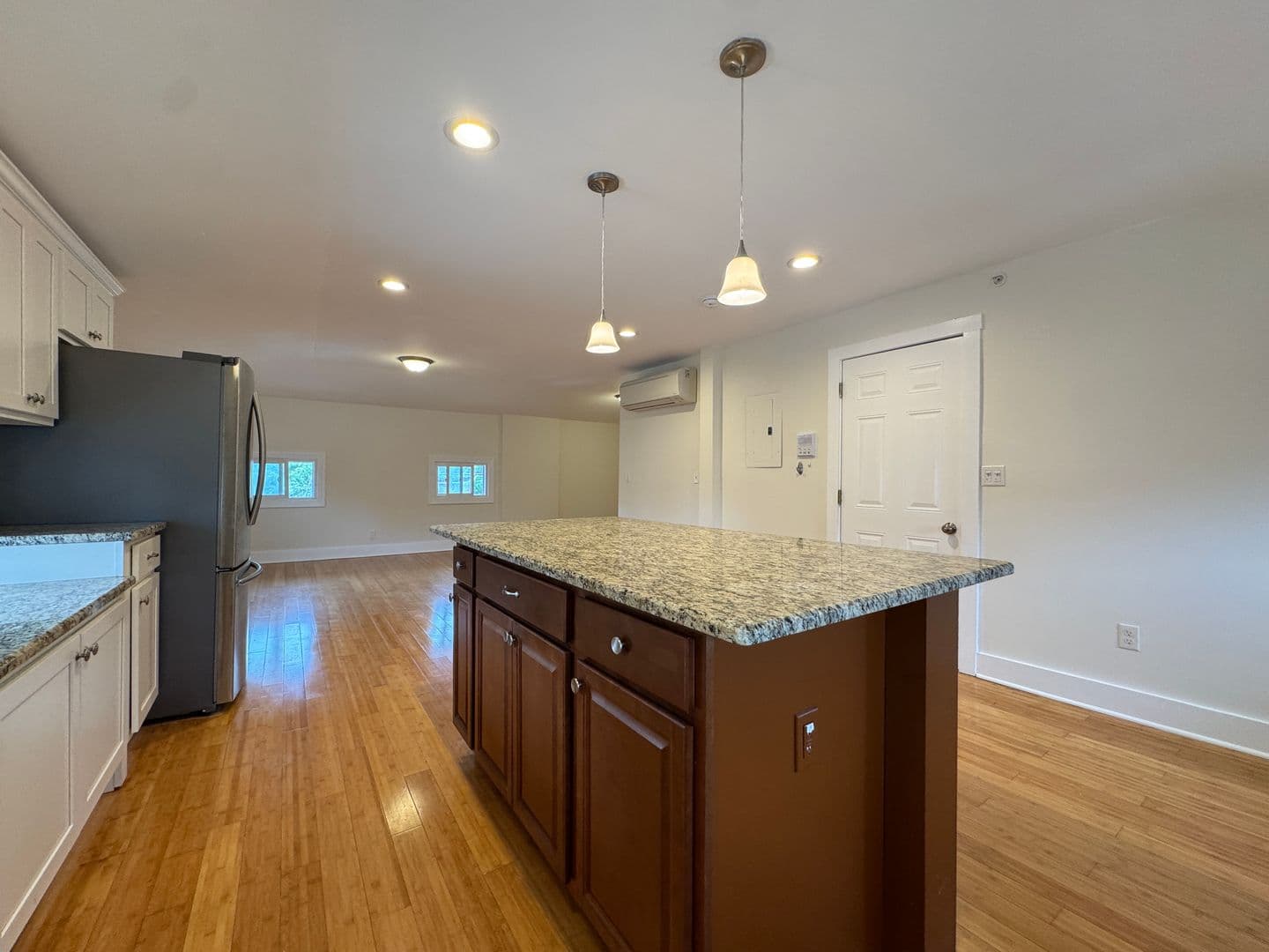 New Haven Apartment: 169 Olive St