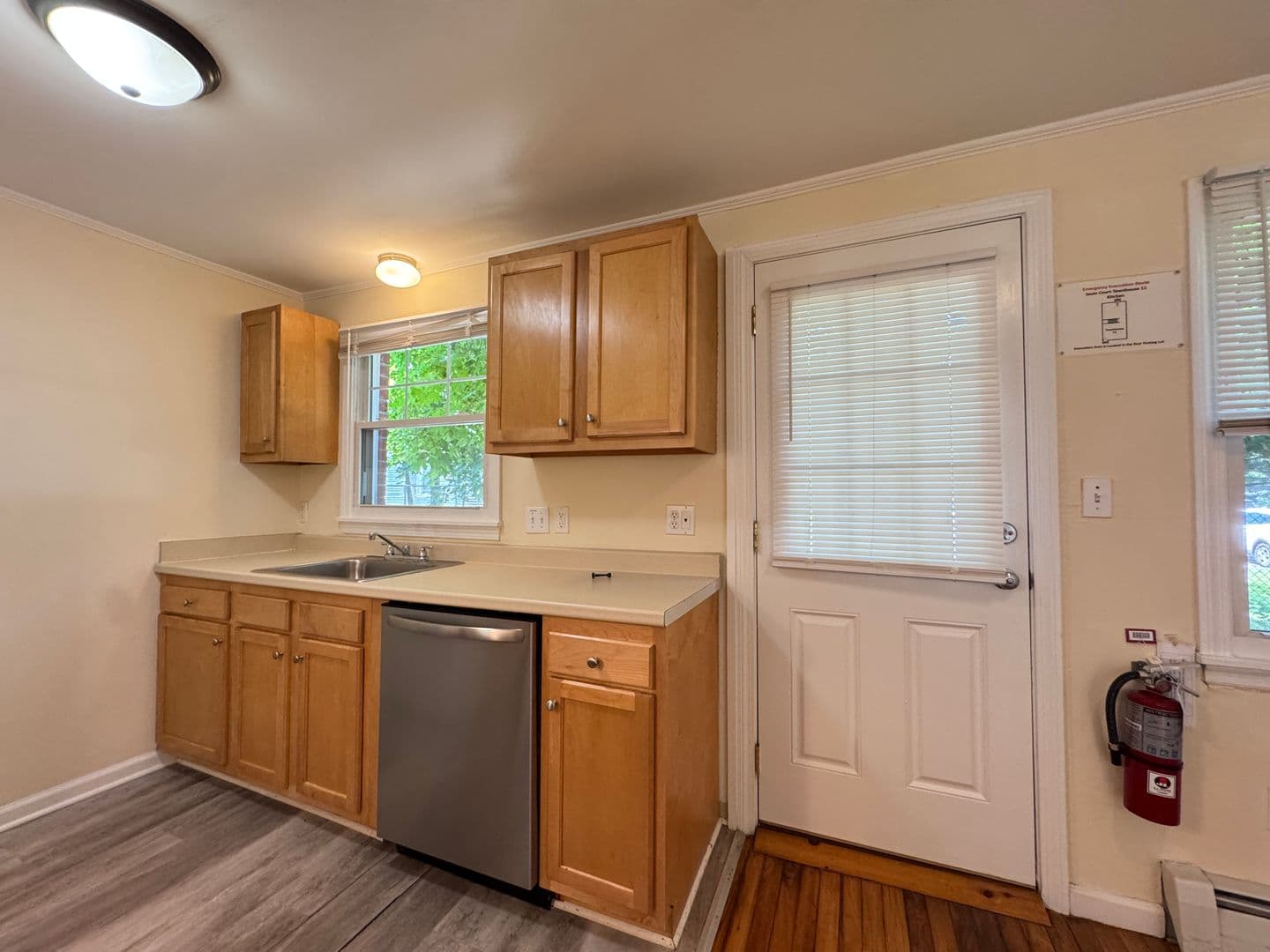 West Haven Townhome: 785 Savin Avenue