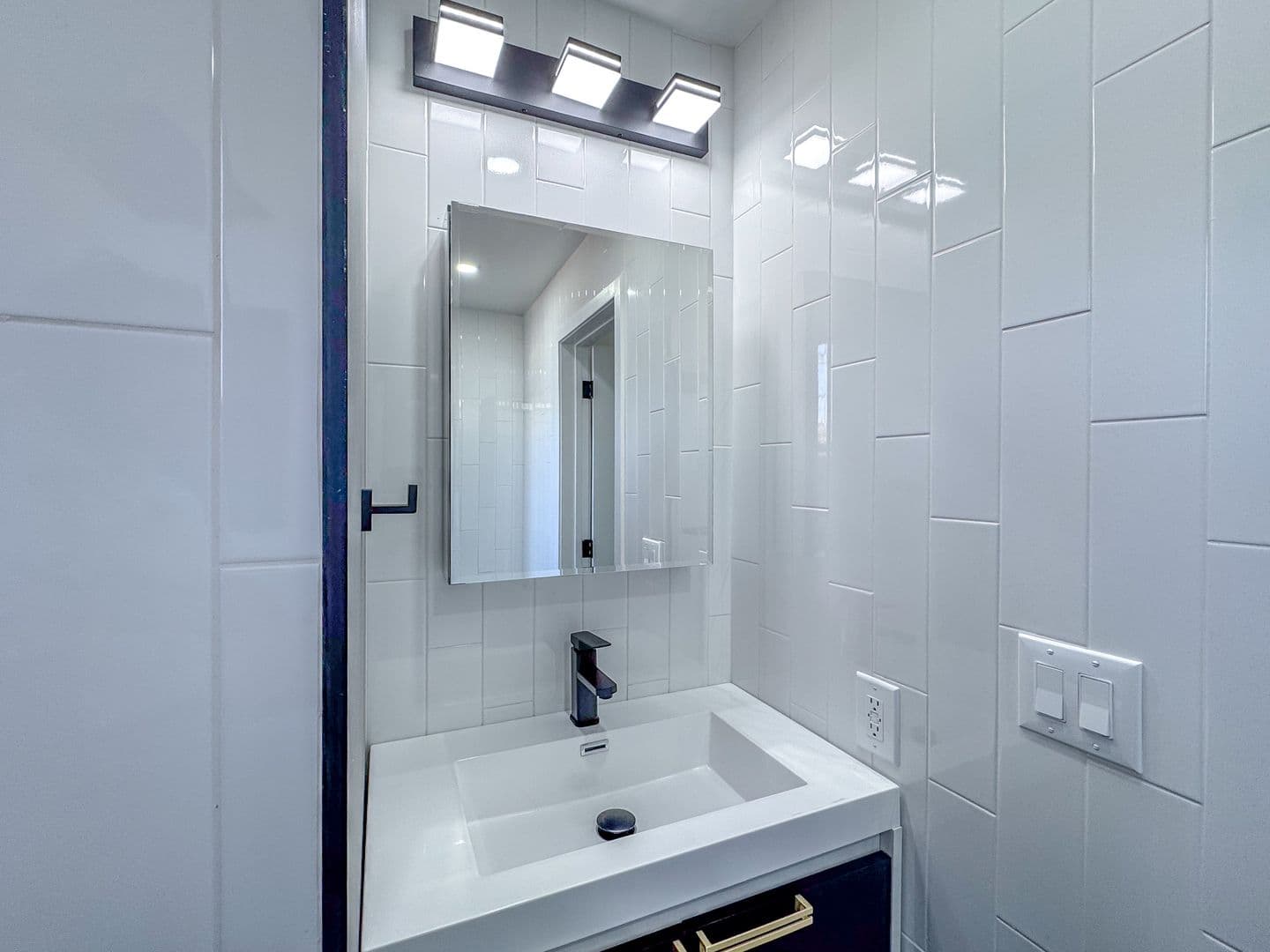 County Apartment: New Haven