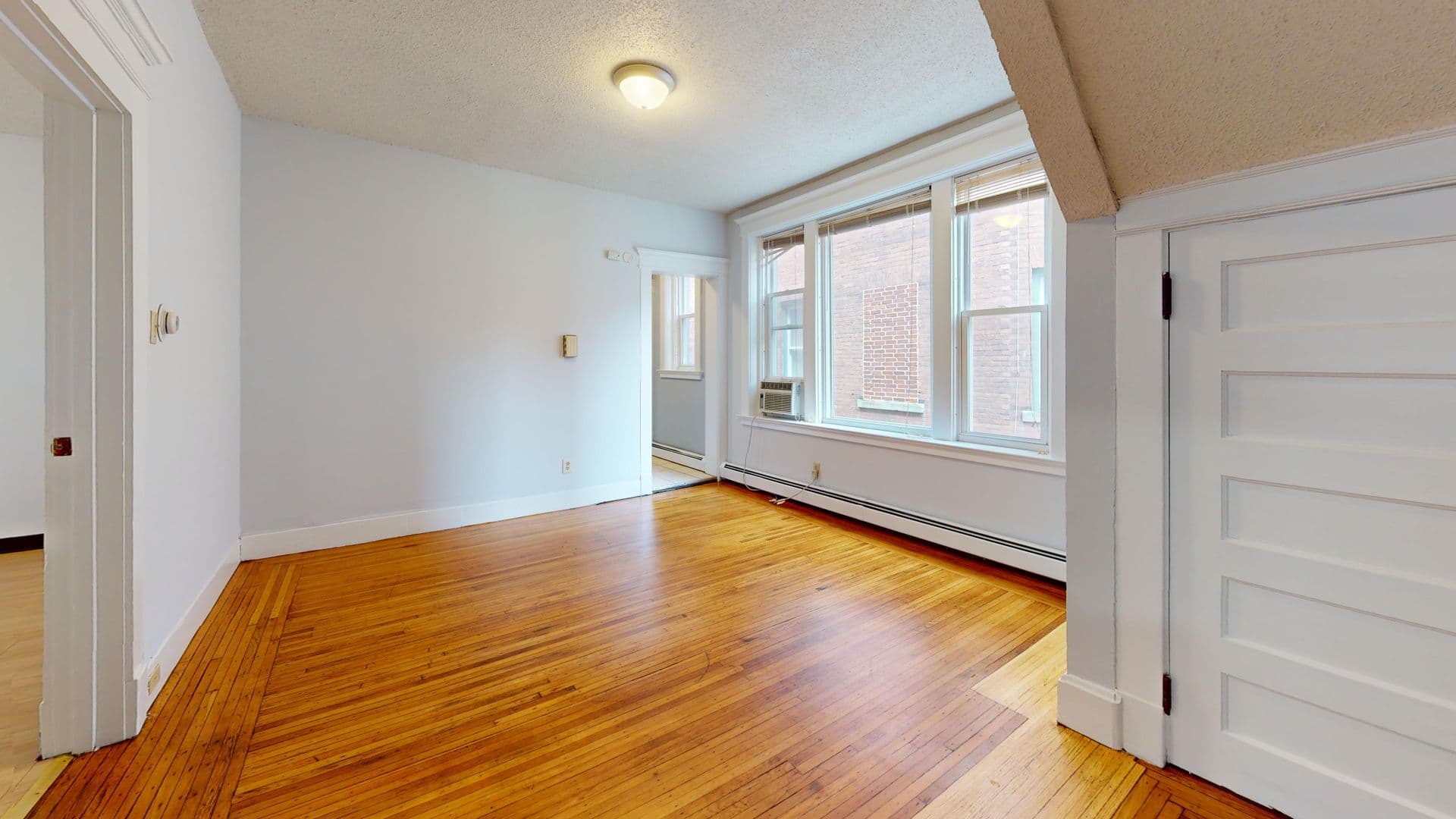New Haven Apartment: 65 Lake Place