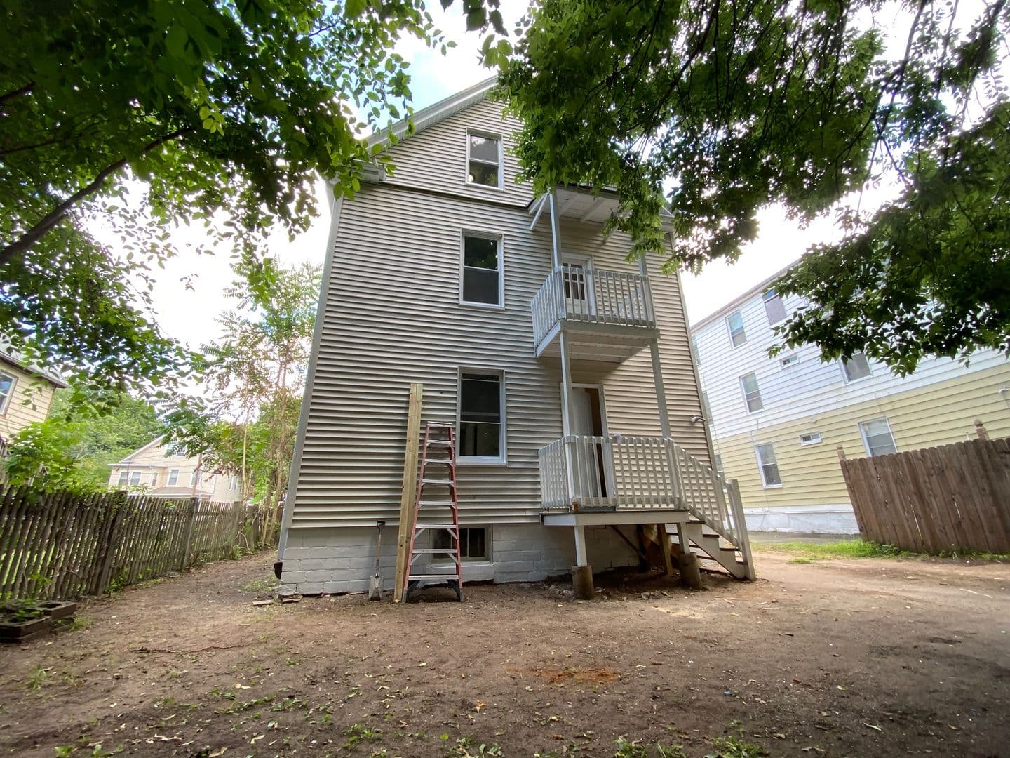 County Apartment: New Haven