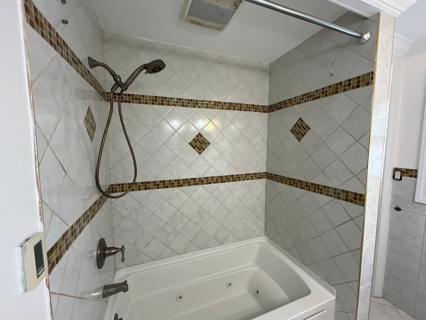 County Apartment: New Haven