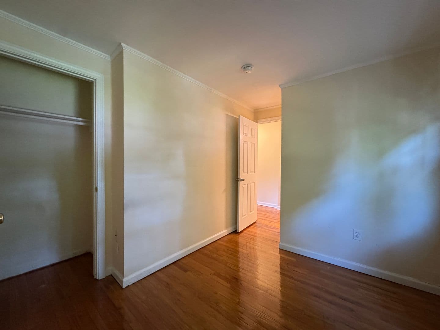 West Haven Townhome: 785 Savin Avenue