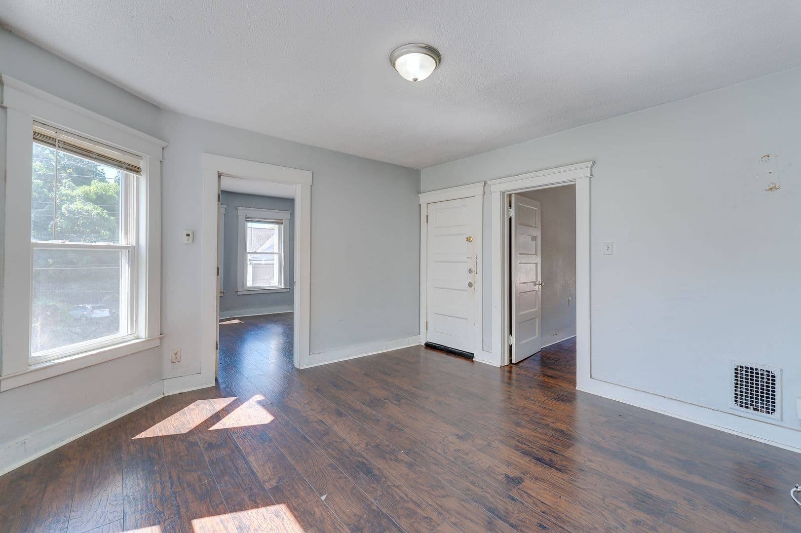 New Haven Apartment: 255 County St