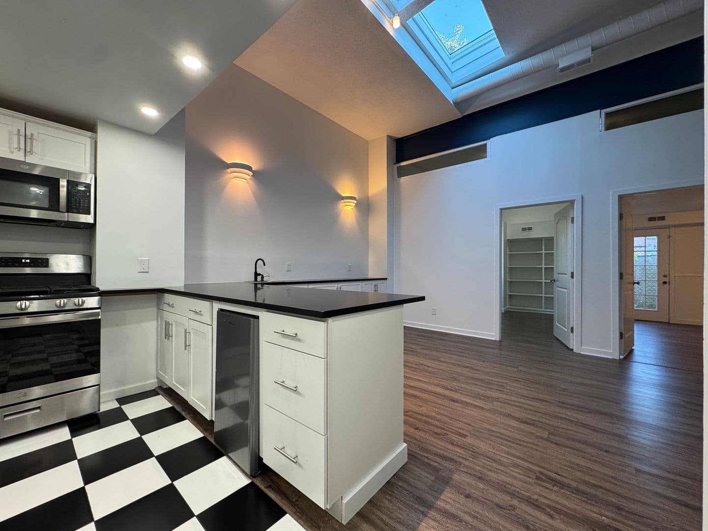 New Haven Apartment: 9-11 Pearl St