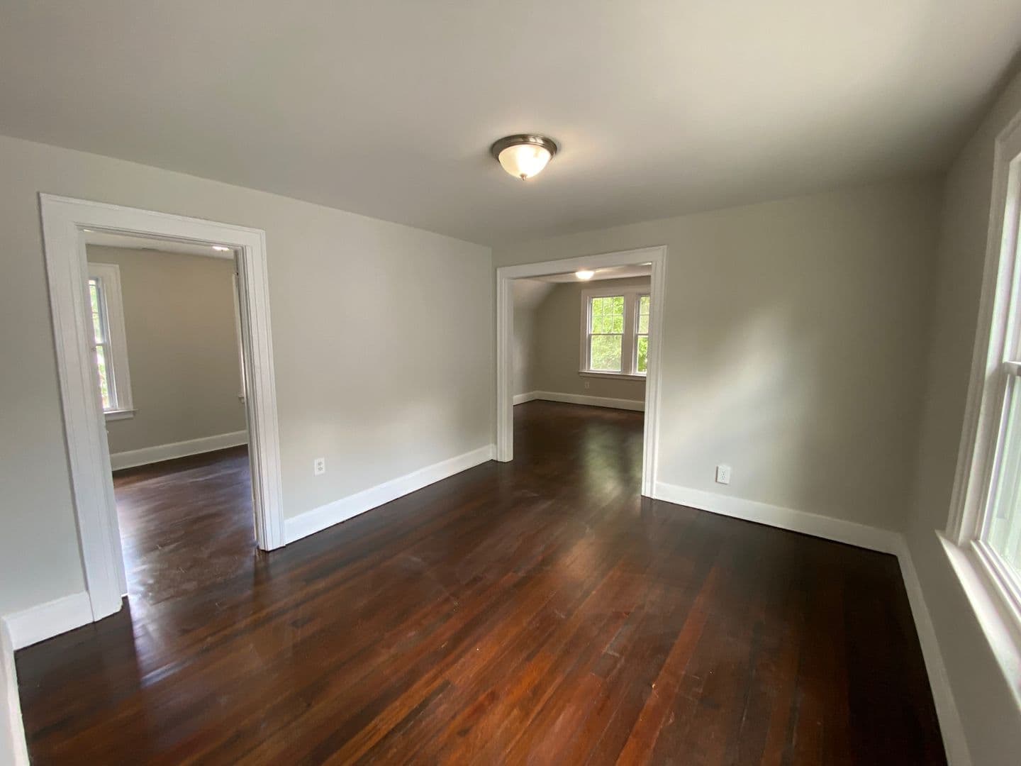 County Apartment: New Haven