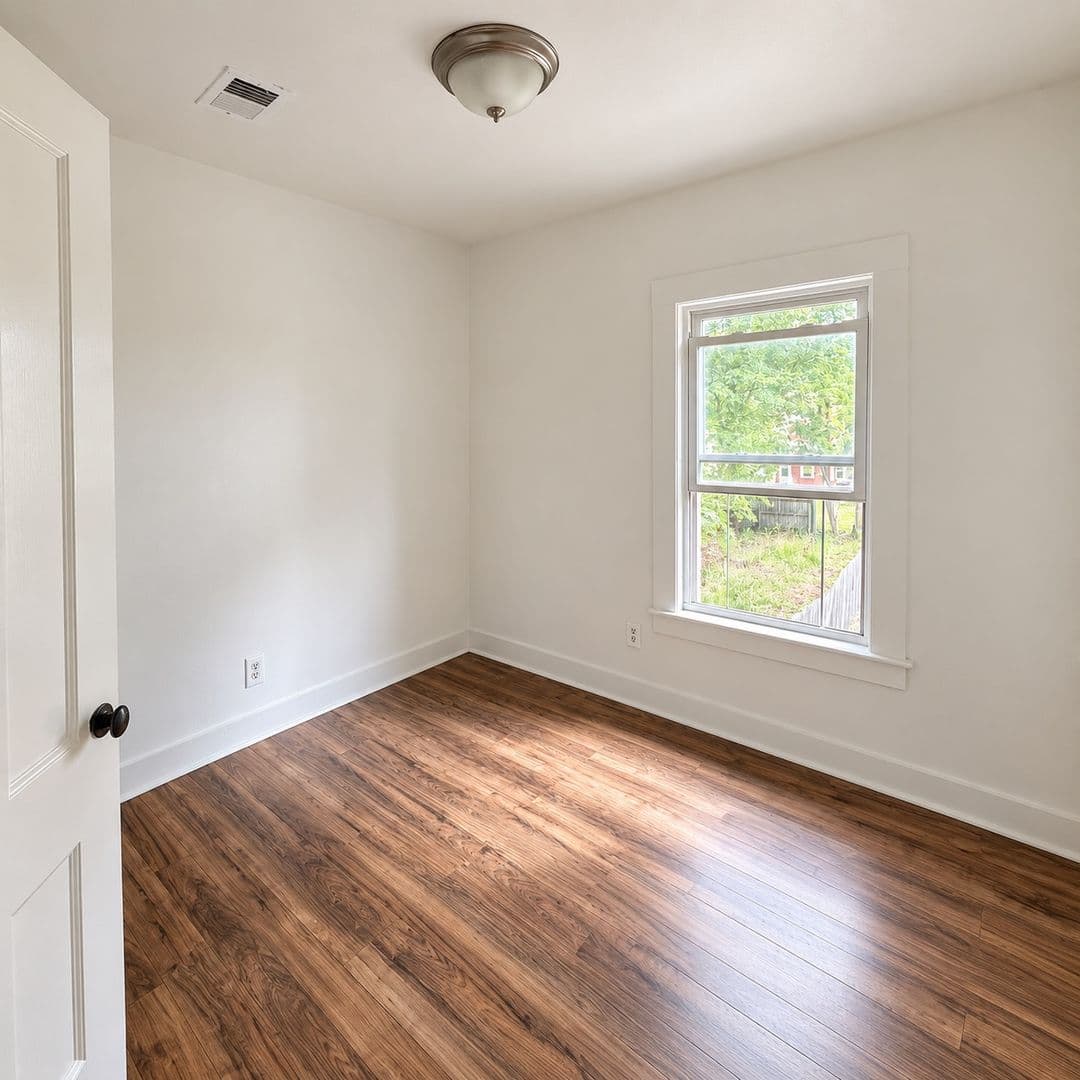 County Apartment: New Haven