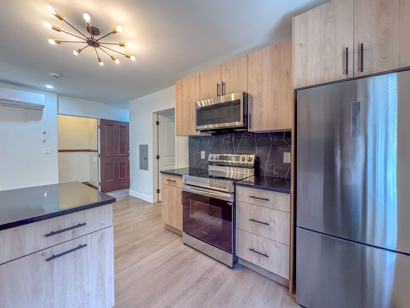 County Apartment: New Haven