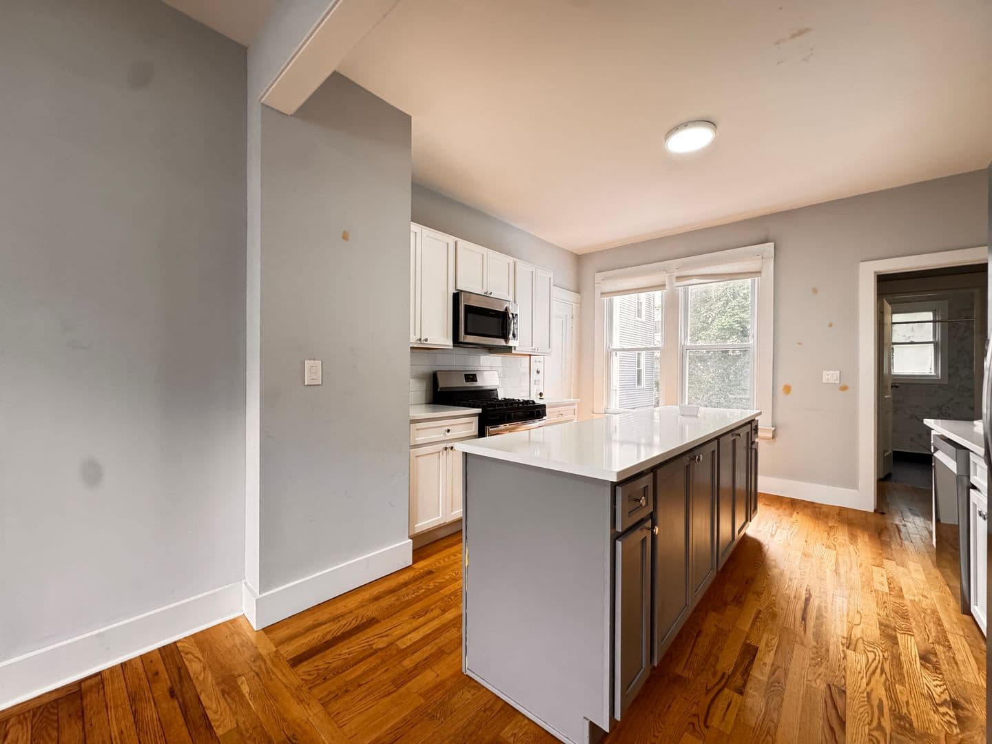 New Haven Apartment: 155 Foster Street