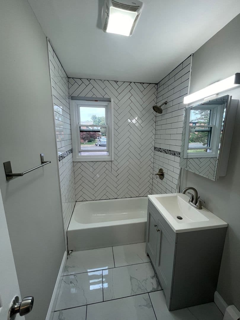 New Haven Apartment: 311 Blake Street