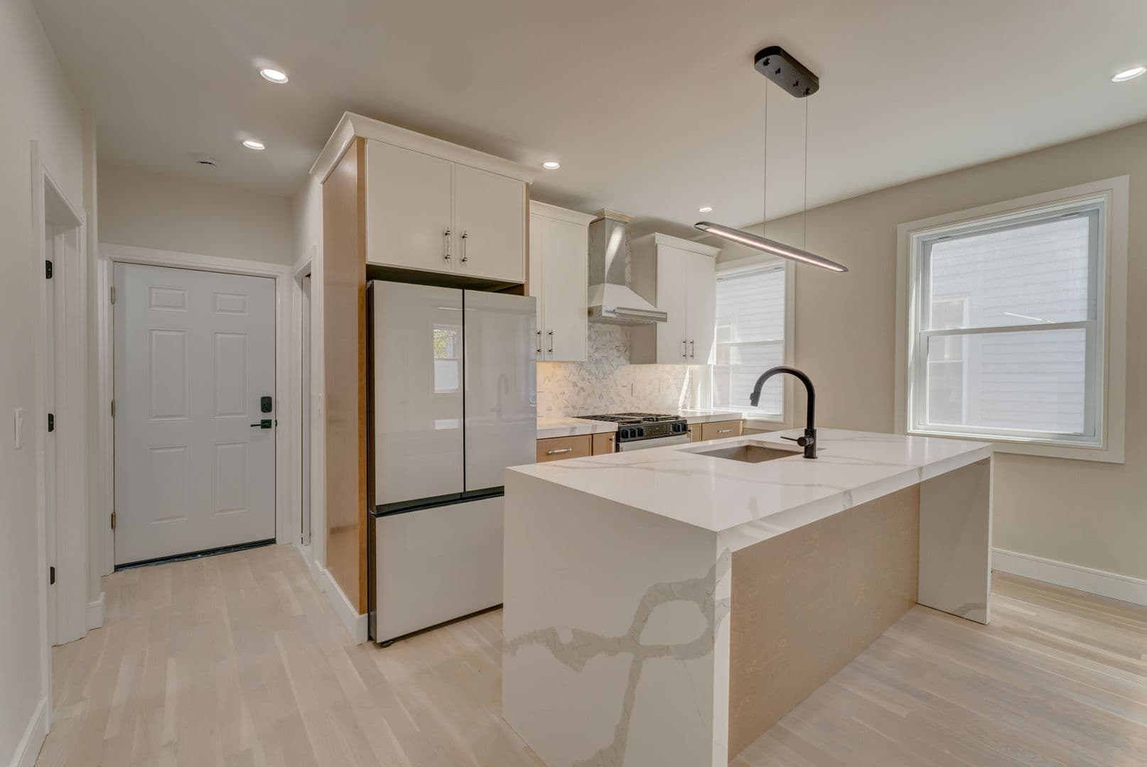 New Haven Apartment: 123 Winchester