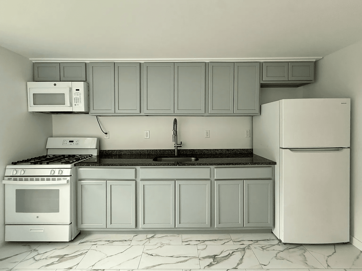 County Apartment: New Haven