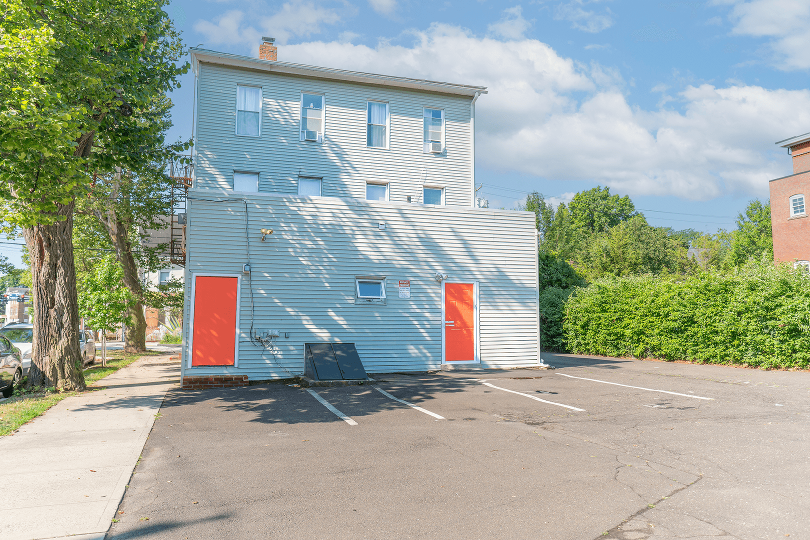 New Haven Apartment: 11 Lawrence St