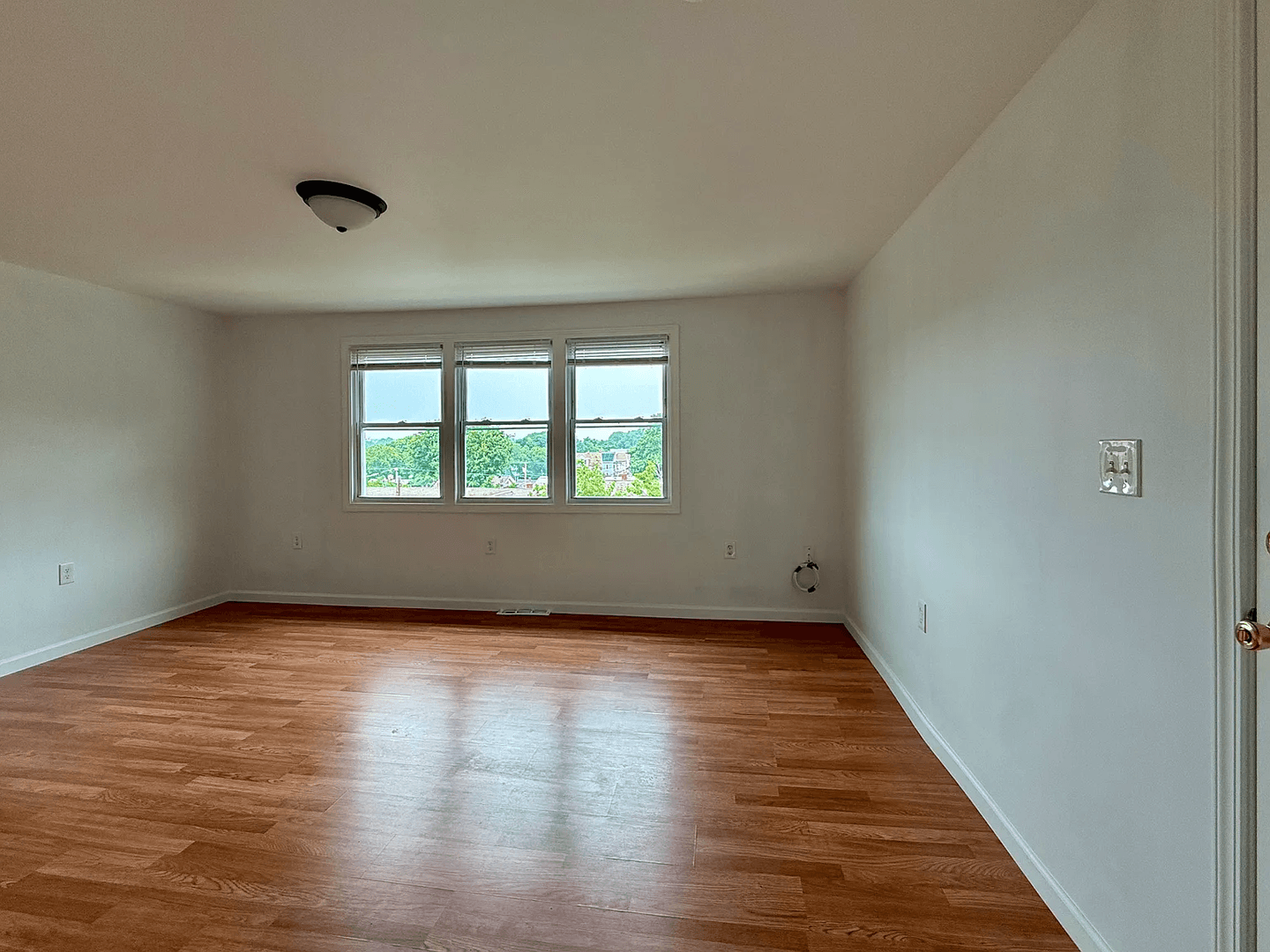 County Apartment: New Haven