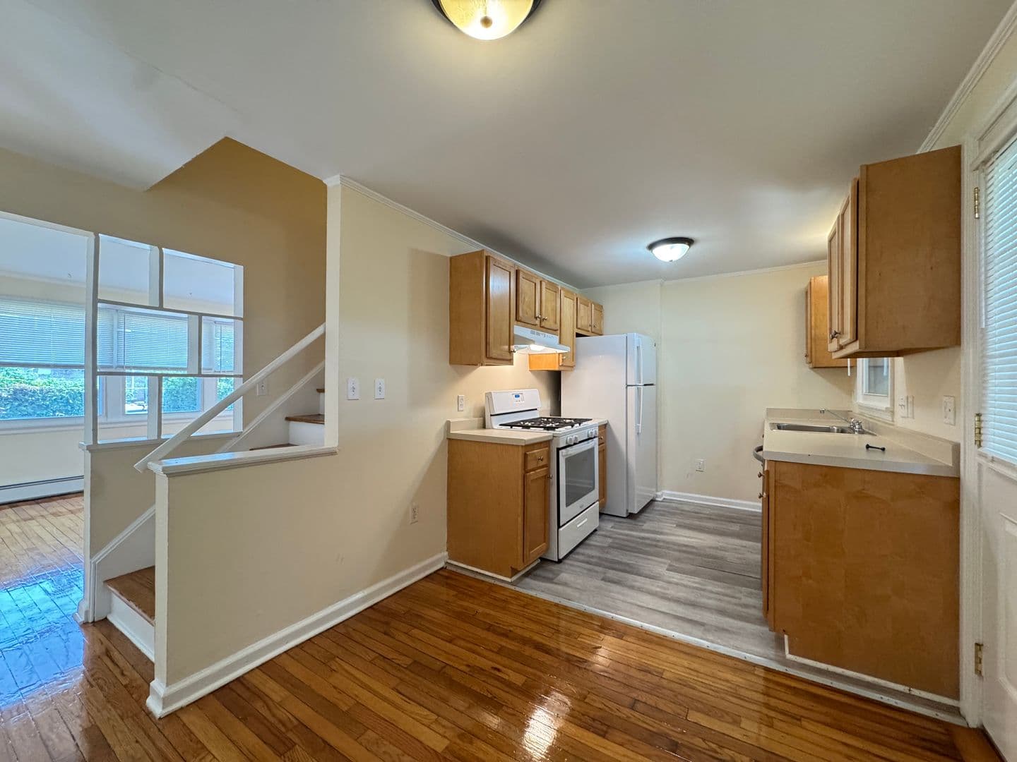 West Haven Townhome: 785 Savin Avenue