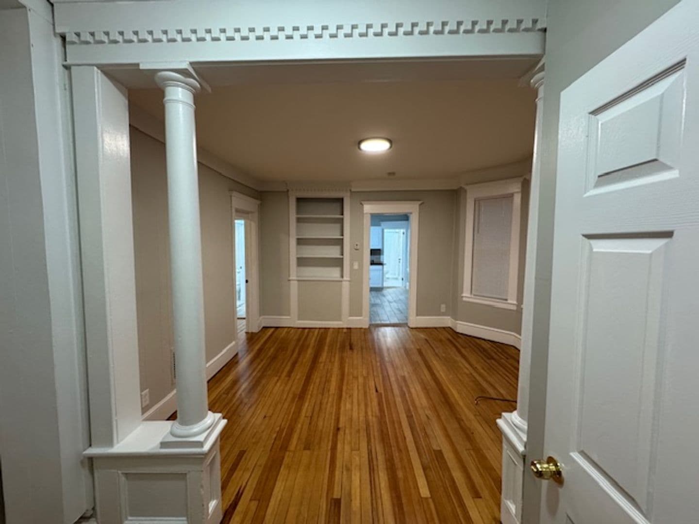 County Apartment: New Haven