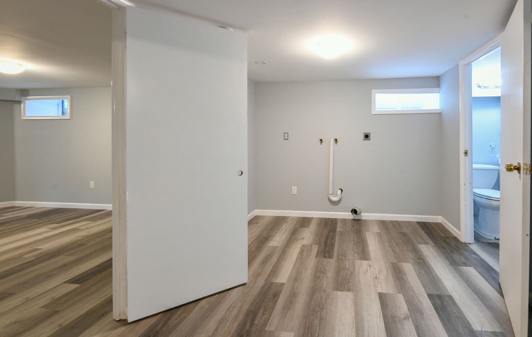 Hamden House: 95 Riverside Drive