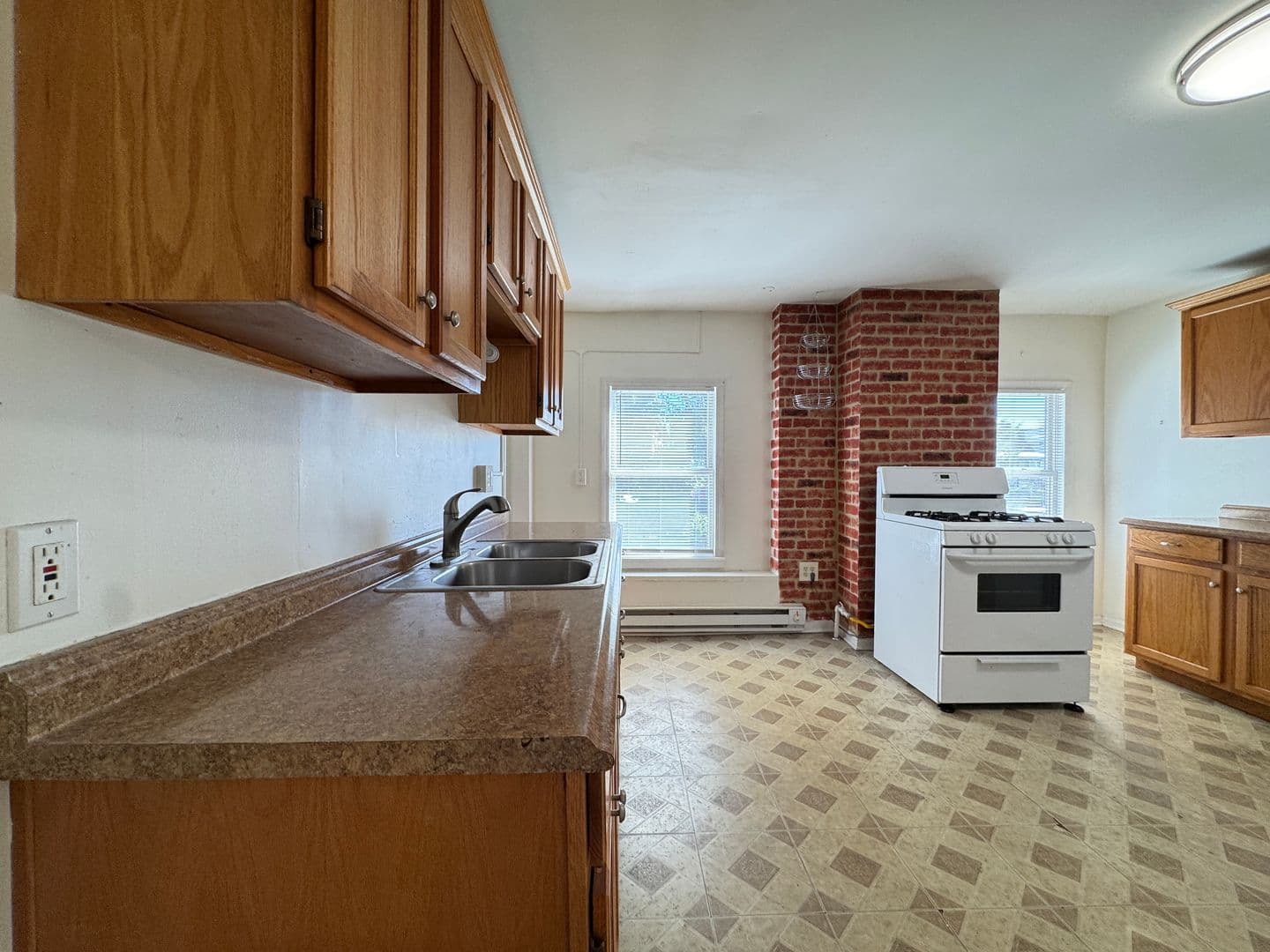 New Haven Apartment: 42 William St