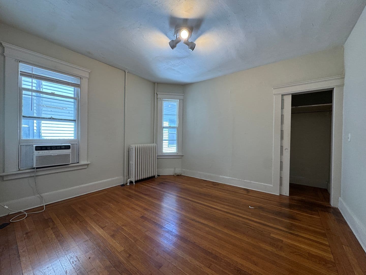 New Haven Apartment: 1454 Ella T Grasso Blvd