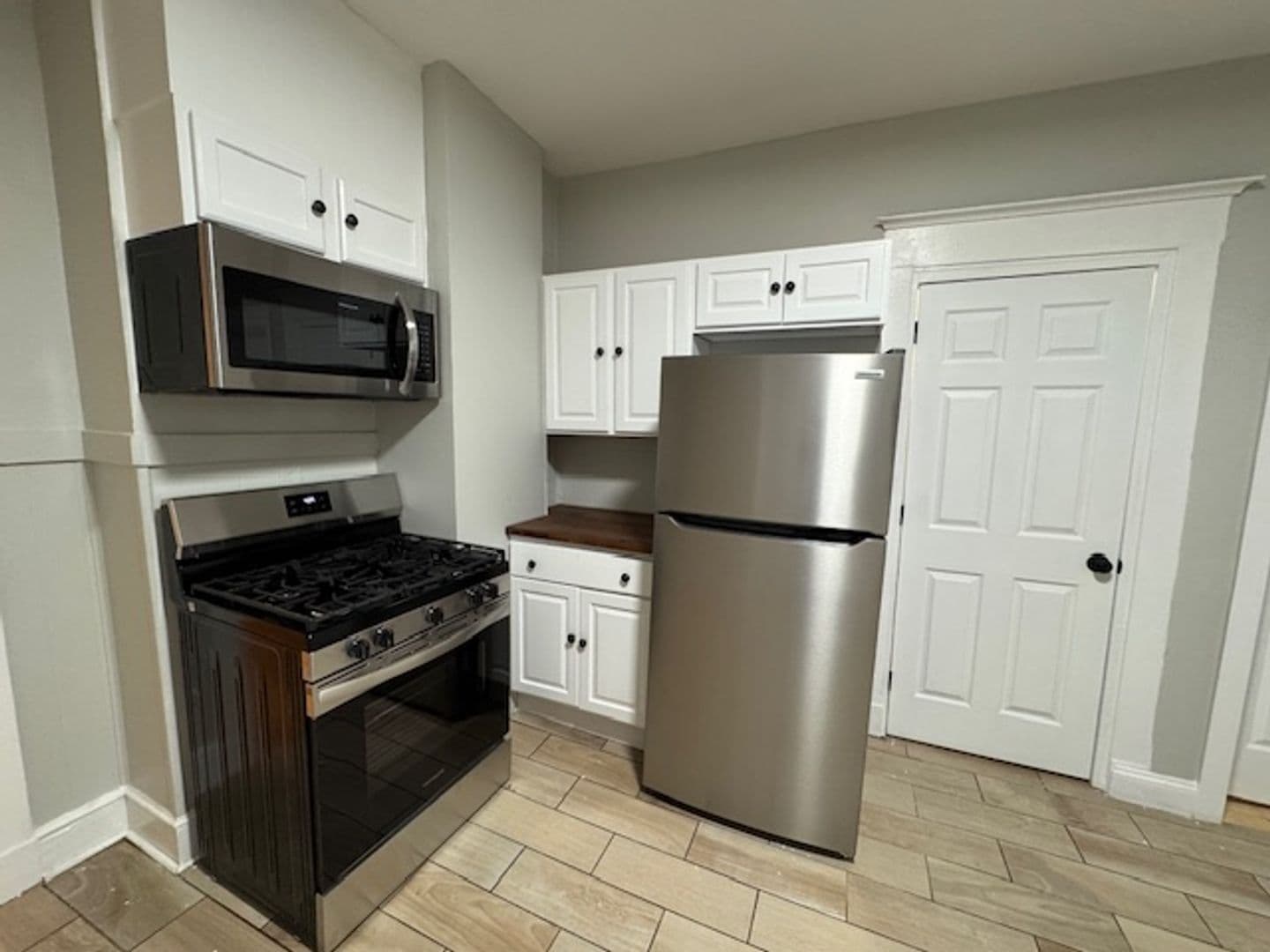 County Apartment: New Haven