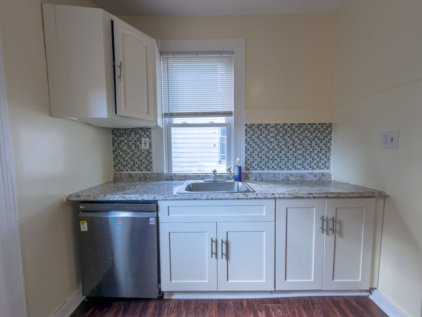 New Haven House: 1241 State Street