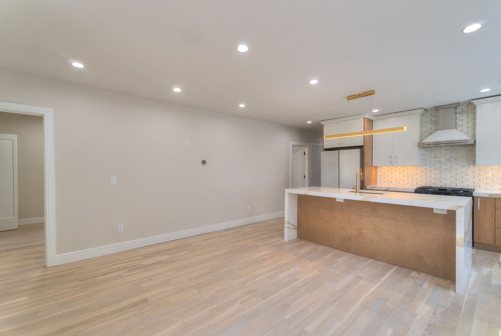 New Haven Apartment: 123 Winchester