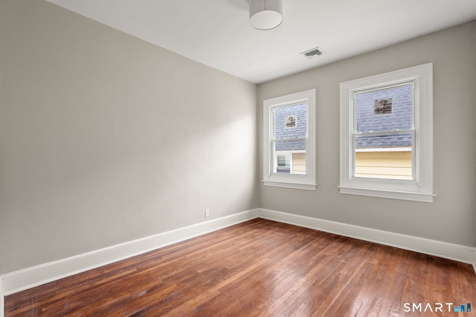 West Haven Apartment: 94 Thomas St