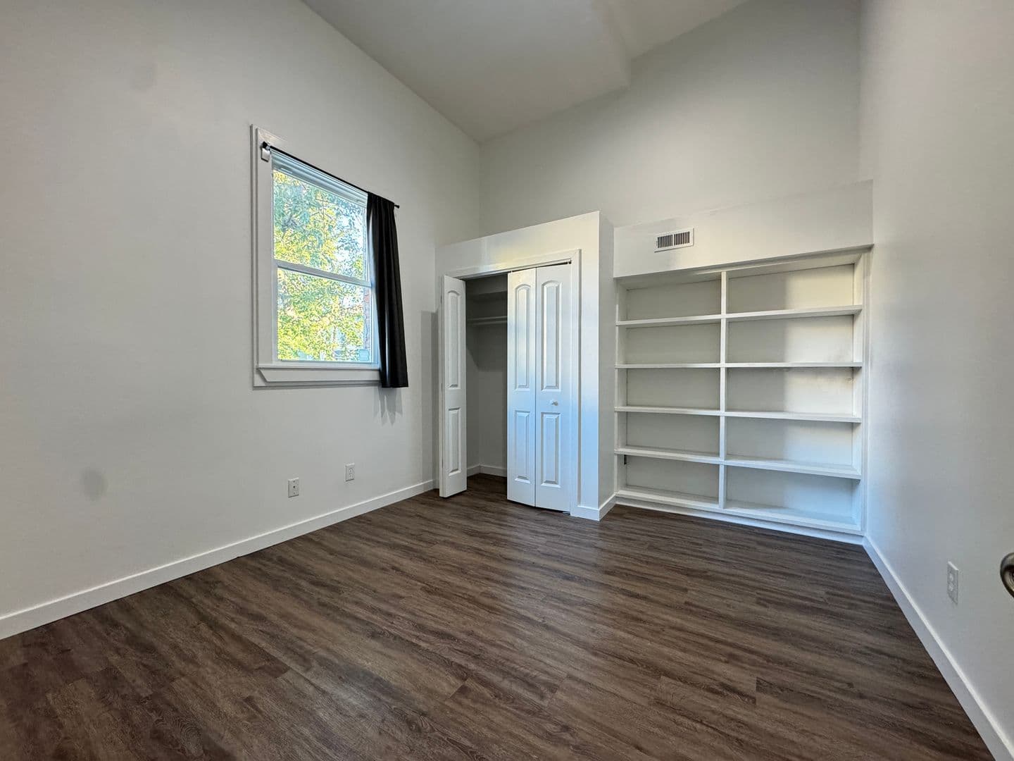 New Haven Apartment: 9-11 Pearl St
