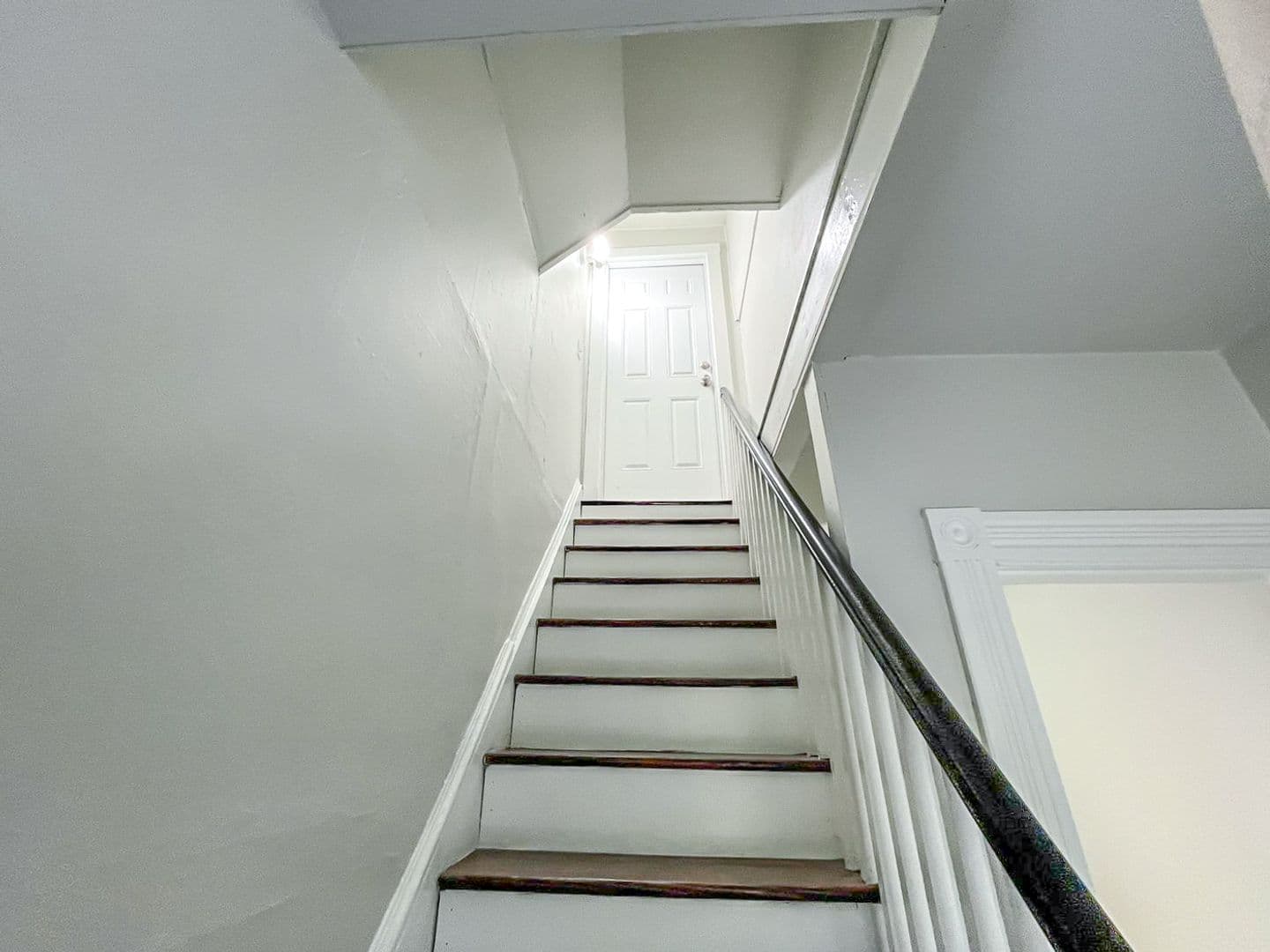New Haven Apartment: 817 State Street