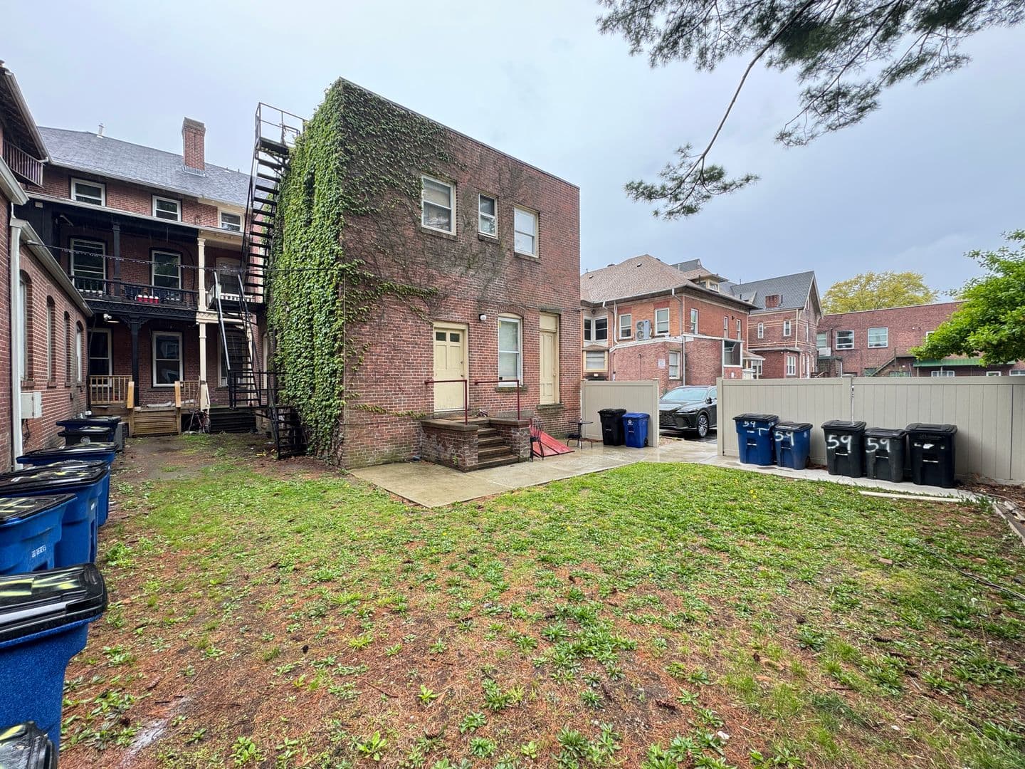 New Haven Apartment: 59 Trumbull Street
