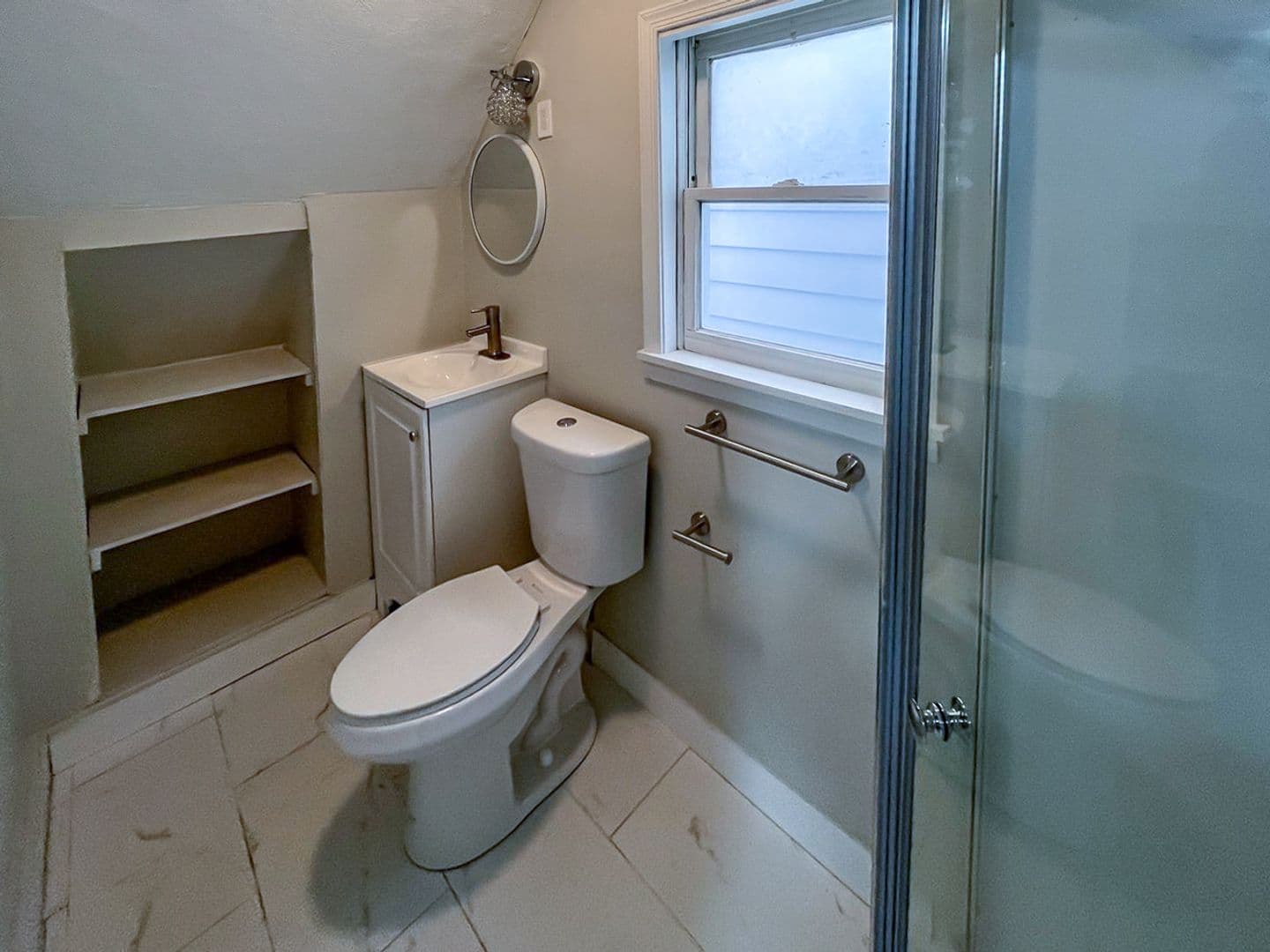 New Haven Apartment: 817 State Street