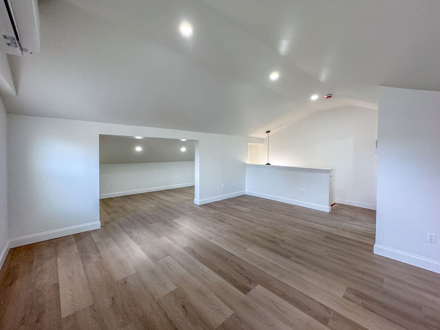 County Apartment: New Haven