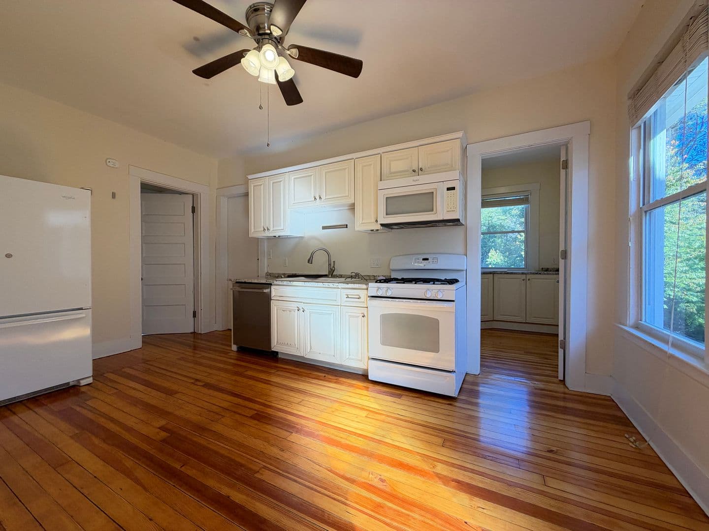 New Haven Apartment: 323-325 Willow Street