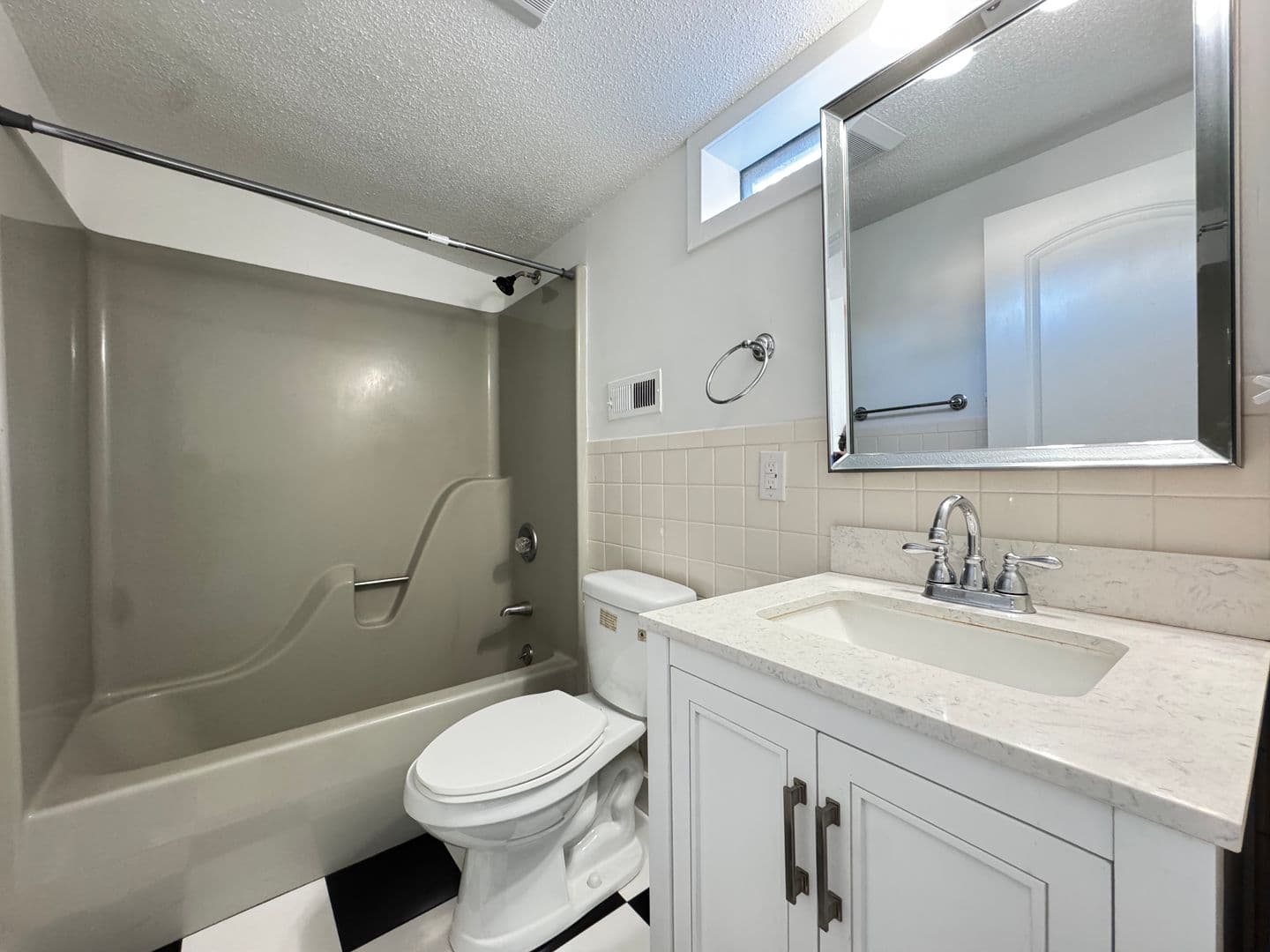 New Haven Apartment: 9-11 Pearl St