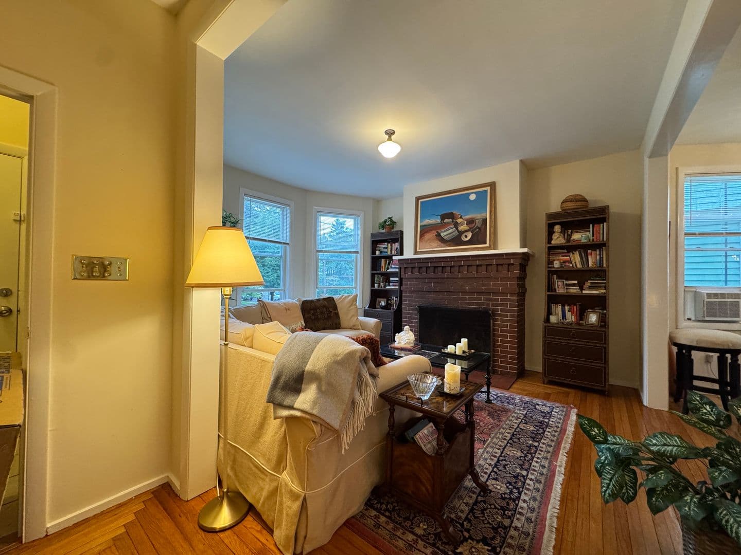 New Haven Apartment: 6 Barnett St