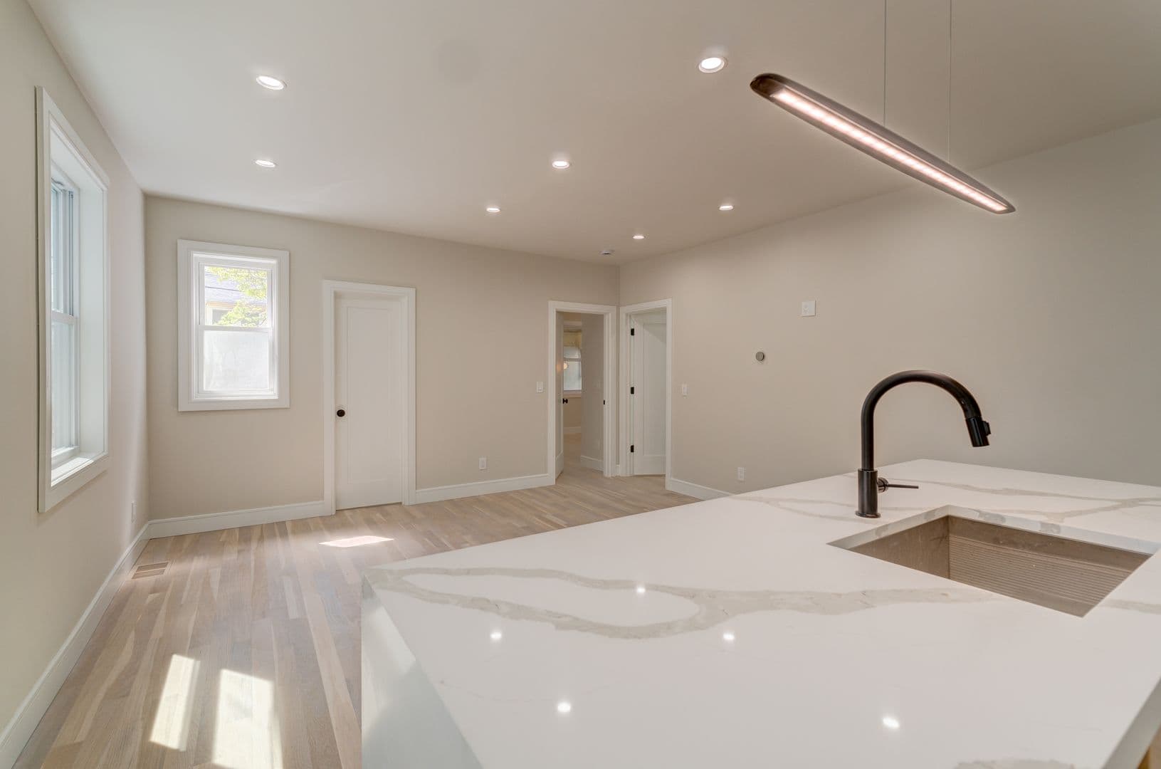 New Haven Apartment: 123 Winchester
