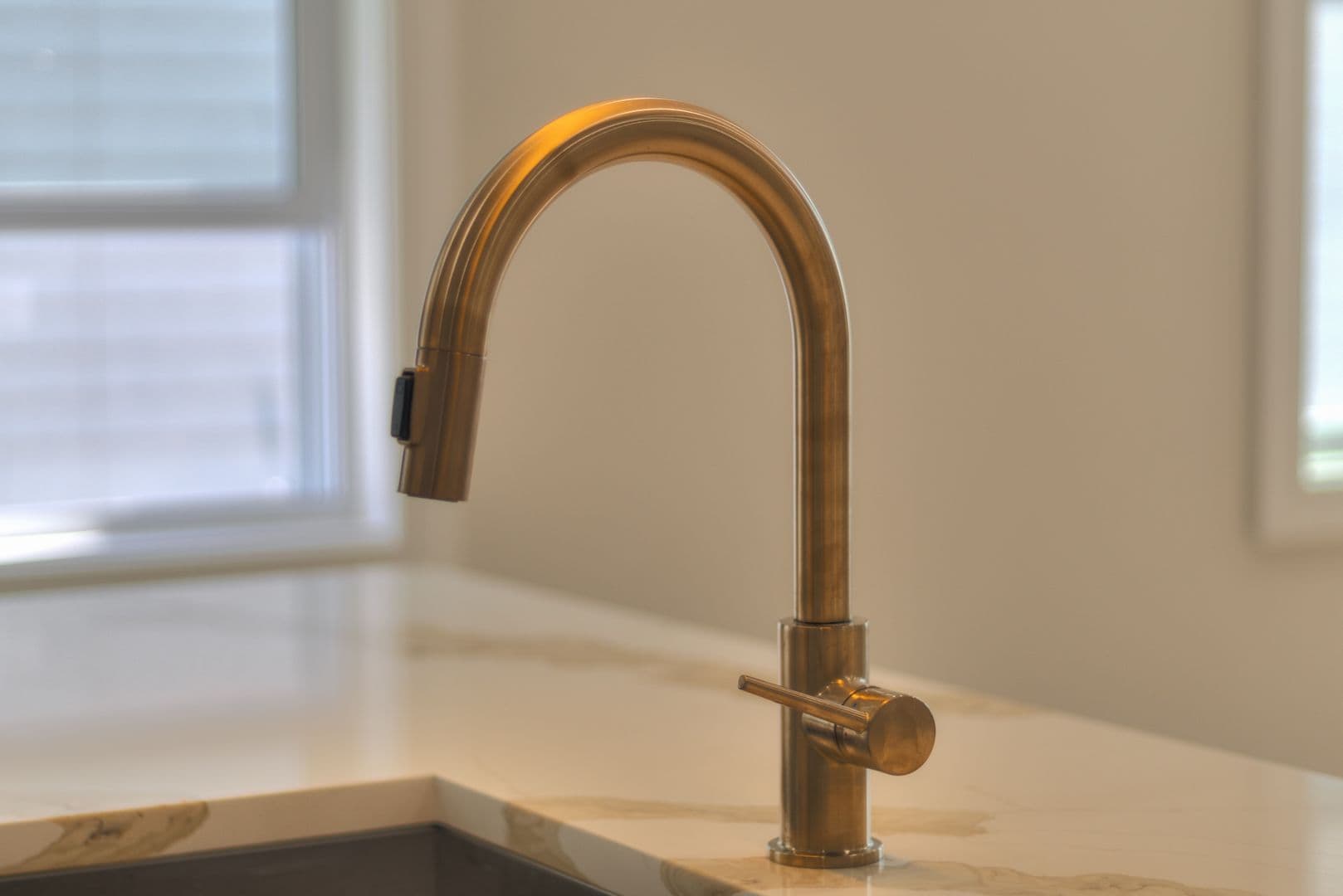New Haven Apartment: 123 Winchester