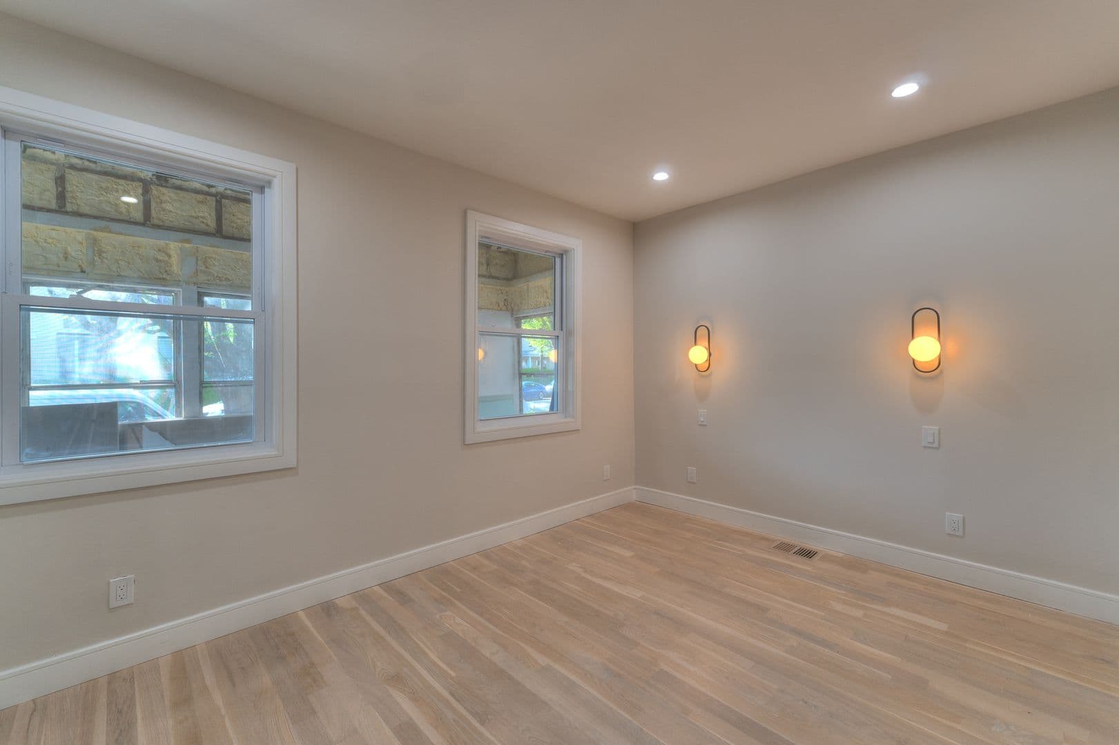 New Haven Apartment: 123 Winchester