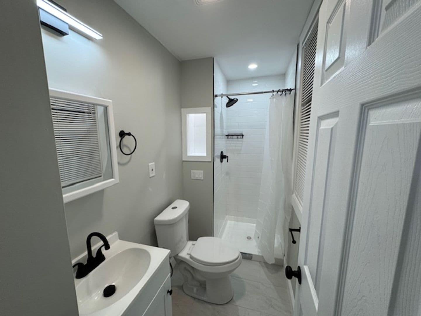 County Apartment: New Haven