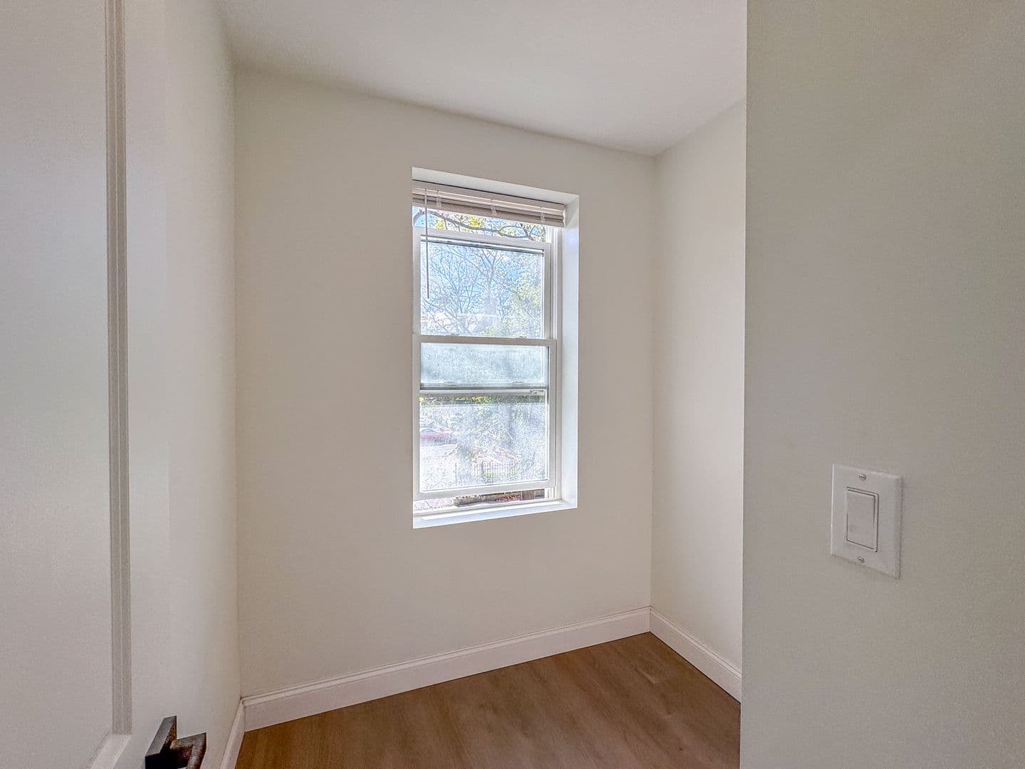 County Apartment: New Haven