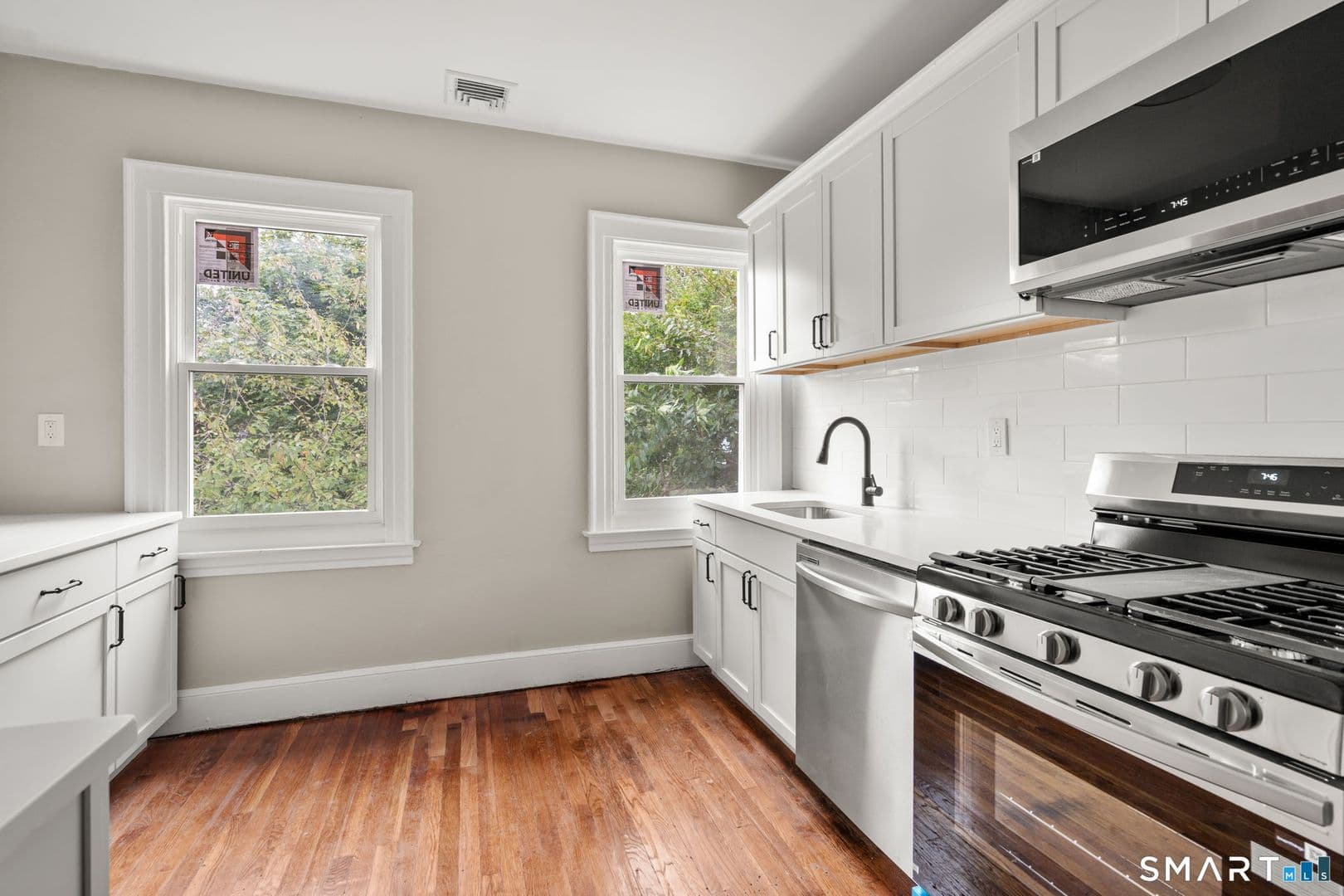 West Haven Apartment: 94 Thomas St