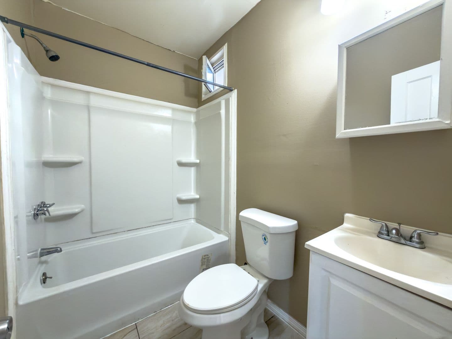 New Haven House: 1241 State Street
