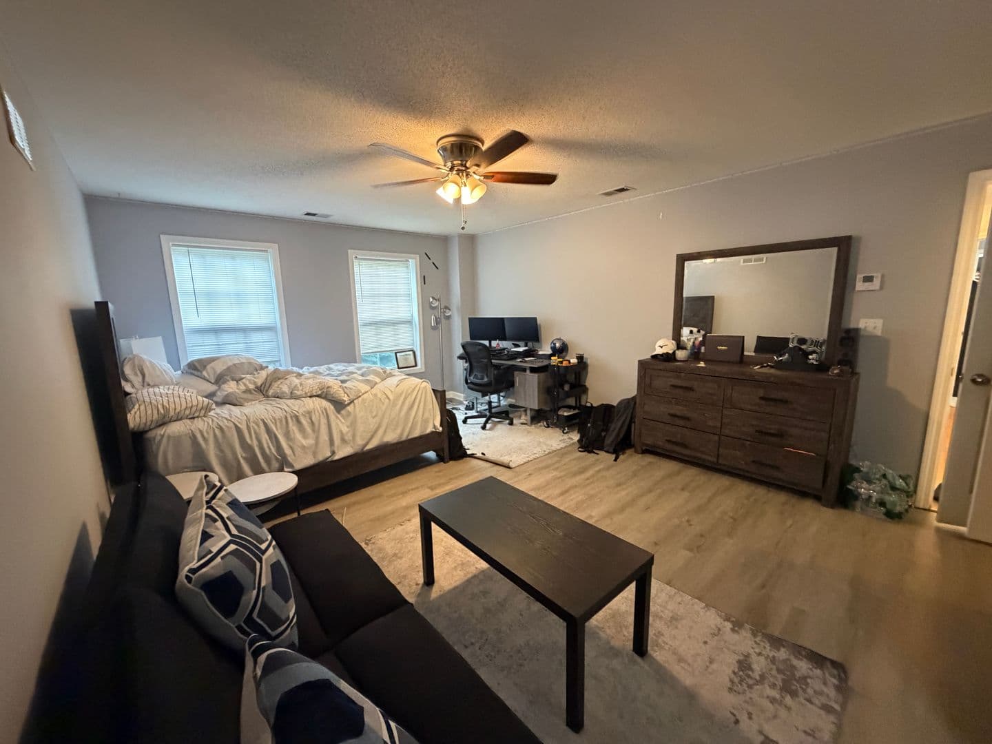 Hamden House: 20 Gaylord Mountain Rd