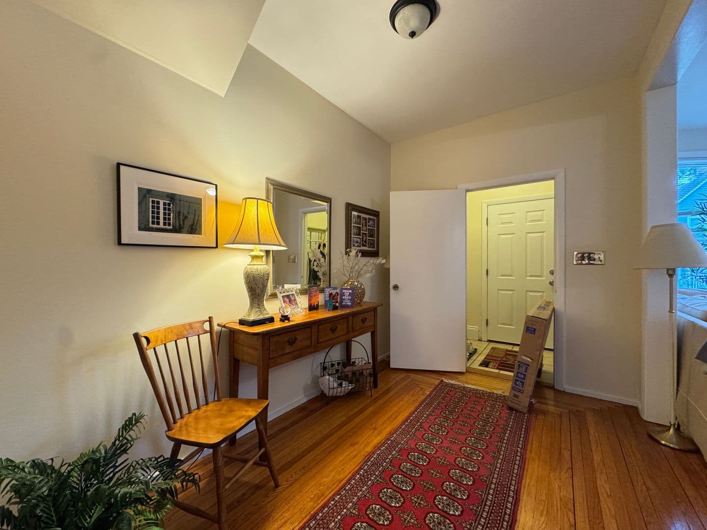 New Haven Apartment: 6 Barnett St