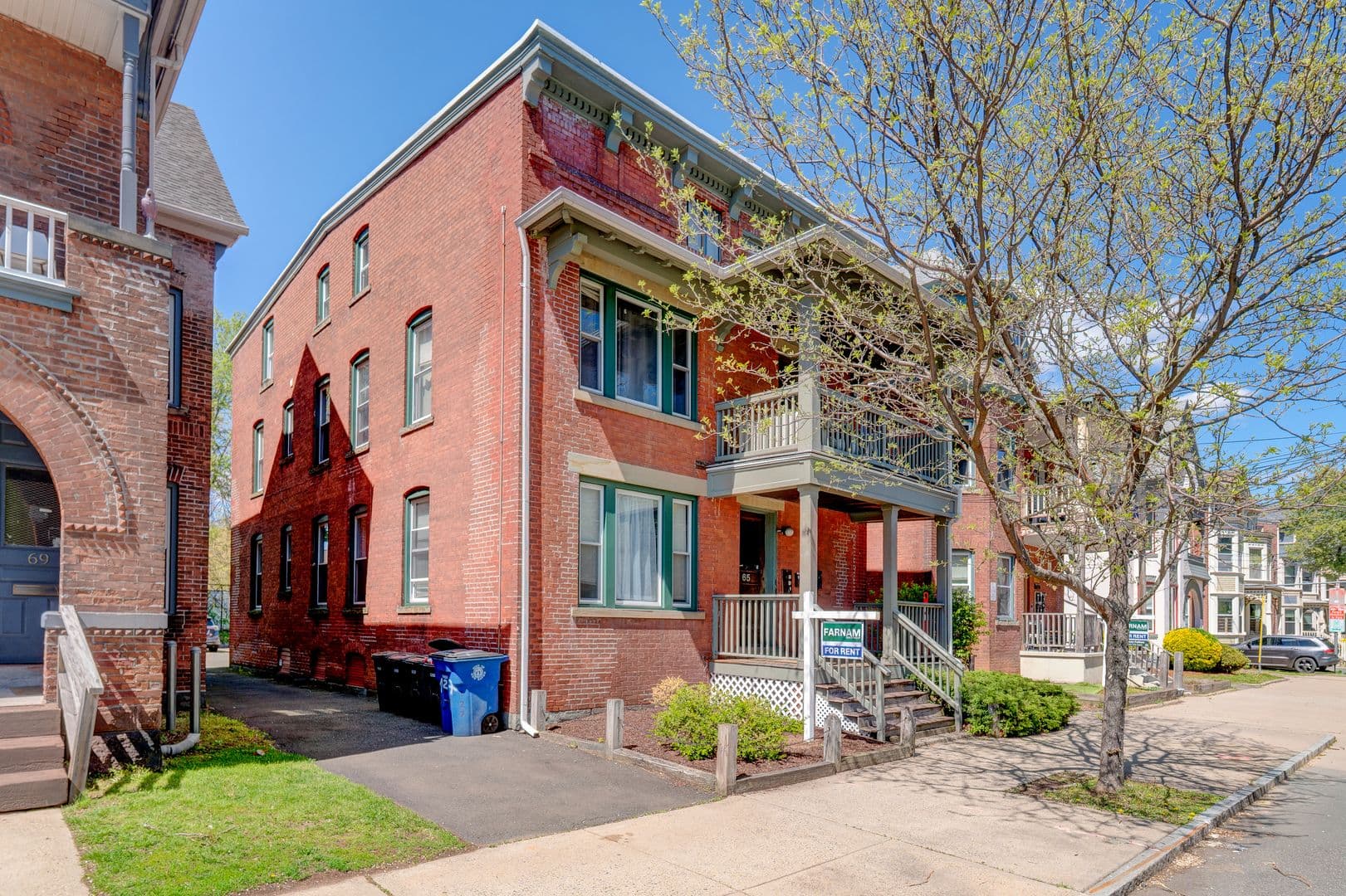 New Haven Apartment: 65 Lake Place