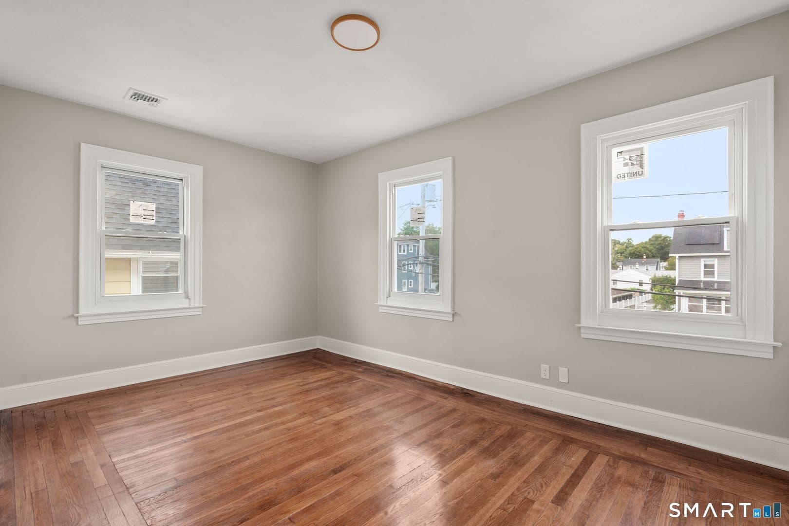 West Haven Apartment: 94 Thomas St